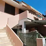 Casa Fabieddu 아파트 *